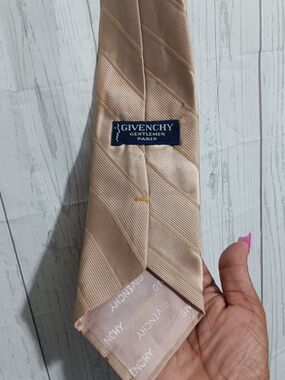 Givenchy Beige Champagne Diagonal Stripe Silk Tie